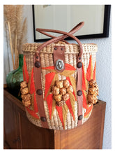 Cargar imagen en el visor de la galería, 1950s 1960s - Rarity! Fabulous Acapulco Massive Format Handbag
