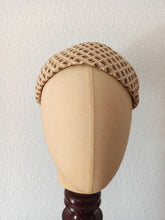 Cargar imagen en el visor de la galería, 1950s - Fabulous Raffia Hat &amp; Purse Set

