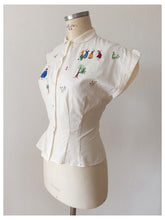 Charger l&#39;image dans la galerie, 1950s - Adorable Mallorca Souvenir Embroidery Blouse - W30 (76cm)
