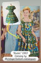 Cargar imagen en el visor de la galería, 1950s 1960s - BADER, Germany - Spectacular Floral Dress - W35 (88cm)
