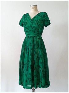 1950s - NINA FABBRI, Belgium - Exquisite Green Silk Couture Dress - W27 (68cm)