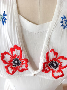 1940s - Delightful Embroidery Rayon Dress - W30 (76cm)