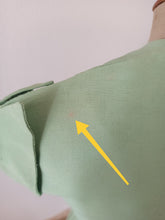Cargar imagen en el visor de la galería, 1940s - Delightful Apple Green Embroidery Bolero Dress - W24.5 (62cm)
