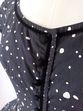 Charger l&#39;image dans la galerie, 1950s - Spectacular Black Cotton Dress - W29 (74cm)
