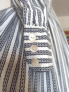 1940s 1950s - Outstanding Beauty Cotton Dress - W28.5 (72cm)