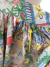 Laden Sie das Bild in den Galerie-Viewer, 1940s - Adorable Novelty Print Rayon Skirt - W33 (88cm)
