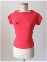 Load image into Gallery viewer, 1950s - SUBLYM - Deadstock Cherry Cotton Top - Sz 2
