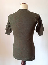 Load image into Gallery viewer, 1930s 1940s - BASSOLS - Deadstock Khaki Green Henley Cotton Shirt - One Size
