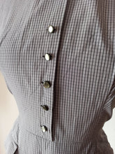 Cargar imagen en el visor de la galería, 1950s - FRANCE - Gorgeous Grey Cotton Pockets Dress - W29 (74cm)
