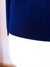 Cargar imagen en el visor de la galería, 1960s - DEADSTOCK - VICENTE, Spain - Navy Knit Sweater - Sz 4
