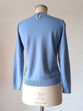 Cargar imagen en el visor de la galería, 1960s - DEADSTOCK - VICENTE, Spain - Blue Knit Sweater - Sz 4
