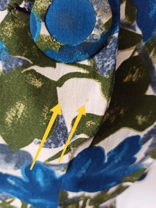 1950s - Stunning Blue Floral Rayon Dress - W27 (68cm)