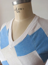 Load image into Gallery viewer, 1940s 1950s - DEADSTOCK - Gorgeous Blue White Cotton Top - Sz 2
