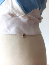 Load image into Gallery viewer, 1940s 1950s - DEADSTOCK - Gorgeous Blue White Cotton Top - Sz 2
