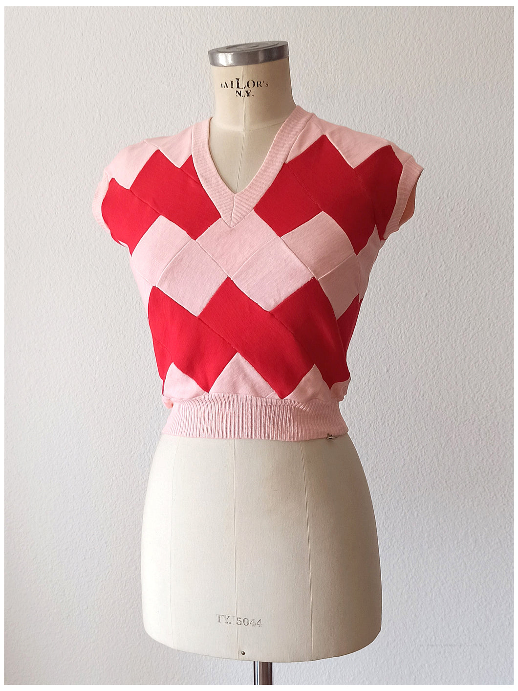 1940s 1950s - DEADSTOCK - Gorgeous Strawberry Red Cotton Top - Sz 2