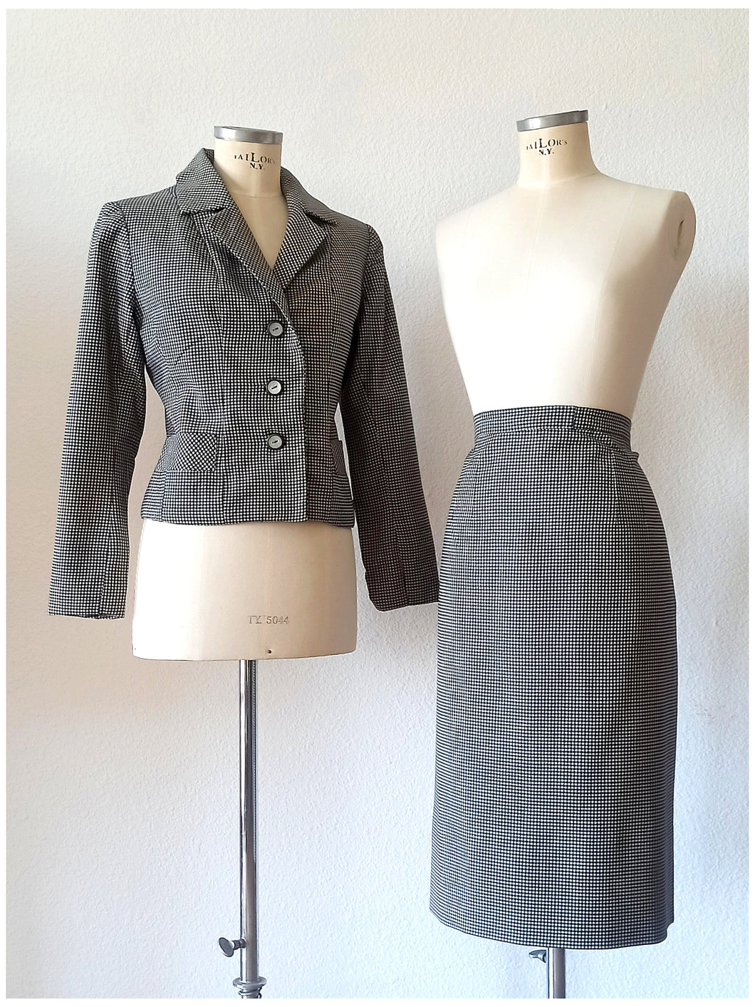 1950s - Elegant Italian 2pc Soft Wool Suit - W31 (78cm)