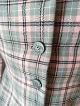 Cargar imagen en el visor de la galería, 1940s - Gorgeous Pink &amp; Black 2pc Viyella Wool Ensemble - W26/29 (66/74cm)
