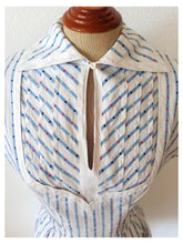 Carica l&#39;immagine nel visualizzatore di Gallery, 1940s 1950s - Adorable Striped Cotton Dress - W26 (66cm)
