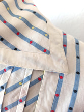 Carica l&#39;immagine nel visualizzatore di Gallery, 1940s 1950s - Adorable Striped Cotton Dress - W26 (66cm)
