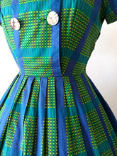 Load image into Gallery viewer, 1950s - RACELL, France - Stunning Green Blue Cotton Dress - W26 (66cm)
