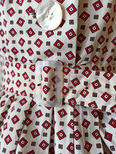 Charger l&#39;image dans la galerie, 1950s - Gorgeous Italian Cotton Belted Dress - W26 (66cm)
