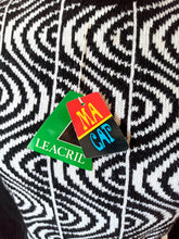Charger l&#39;image dans la galerie, 1960s 1970s - DEADSTOCK - MACAP, Spain - Knit Sweater - Sz 52
