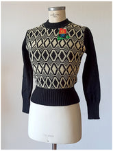 Charger l&#39;image dans la galerie, 1960s 1970s - DEADSTOCK - MACAP, Spain - Knit Sweater - Sz 48
