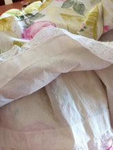 Charger l&#39;image dans la galerie, 1950s 1960s - Stunning Roseprint Cotton Dress - W27 (68cm)
