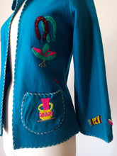 Charger l&#39;image dans la galerie, 1940s 1950s - Gorgeous Blue Embroidered Mexican Jacket
