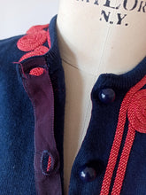 Charger l&#39;image dans la galerie, 1950s - Gorgeous Trimming Cashmere Cardigan

