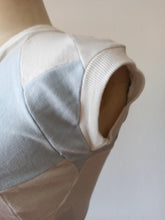 Cargar imagen en el visor de la galería, 1940s 1950s - DEADSTOCK - Gorgeous Blue Grey White Cotton Top - Sz 2
