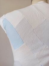 Cargar imagen en el visor de la galería, 1940s 1950s - DEADSTOCK - Gorgeous Blue Grey White Cotton Top - Sz 2
