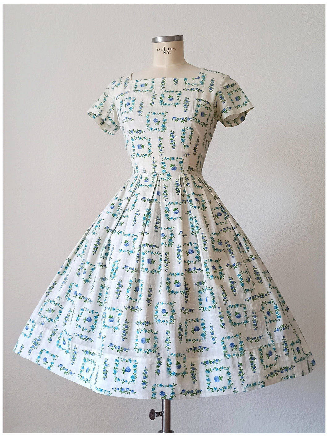 1950s 1960s - Adorable Roseprint Cotton Dress - W28.5 (72cm)