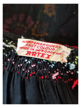 Cargar imagen en el visor de la galería, 1940s 1950s - ARTEX - Black Hungarian Embroidery Blouse - W29 (74cm)
