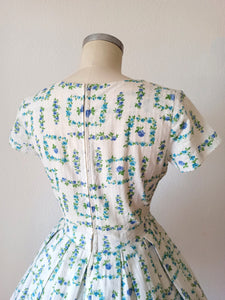 1950s 1960s - Adorable Roseprint Cotton Dress - W28.5 (72cm)