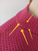 Charger l&#39;image dans la galerie, 1940s 1950s - DEADSTOCK - Gorgeous Strawberry Cotton Knit Jumper - Sz 3
