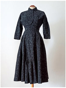1950s - Superb Black Bolero Dress - W25 (64cm)
