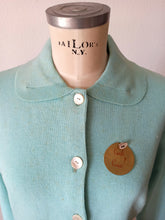 Charger l&#39;image dans la galerie, 1950s - CASALS &amp; COMAS - Deadstock Turquoise Cardigan - Sz 3
