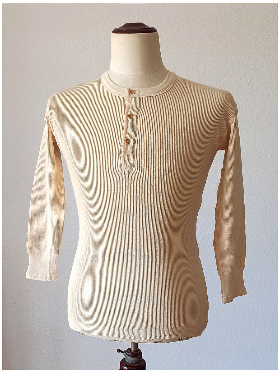 1930s 1940s - Deadstock Long Sleeves Cotton Henley Shirt - Sz 40