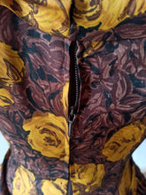 Charger l&#39;image dans la galerie, 1950s - Exquisite French Autumnal Roseprint Dress - W27 (68cm)
