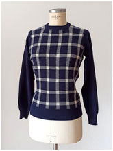 Load image into Gallery viewer, 1950s 1960s - BALLANTYNE, Scotland - Gorgeous Cashmere Sweater - Sz 38
