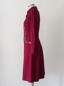 1930s 1940s - Stunning Burgundy Embroidered Wool Dress - W27.5 (70cm)