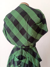 Load image into Gallery viewer, 1950s - Spectacular Strapless Green Satin Dress - W24.5 (62cm)
