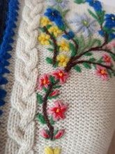 Load image into Gallery viewer, 1930s 1940s - Outstanding Beauty Embroidery Cardigan
