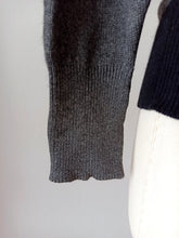 Load image into Gallery viewer, 1950s 1960s - BALLANTYNE, Scotland - Iconic Intarsia Cashmere Sweater - Sz 38
