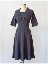 Load image into Gallery viewer, 1950s - HOLYROOD, Scotland - Gorgeous Grey Jersey Wool Dress - W26/27 (66/68cm)
