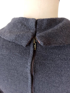 1950s - HOLYROOD, Scotland - Gorgeous Grey Jersey Wool Dress - W26/27 (66/68cm)