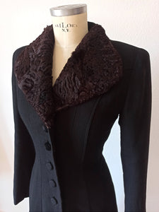 1940s - Superb Black Wool Faux Fur Collar Long Coat - W30 (76cm)