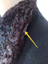 Cargar imagen en el visor de la galería, 1940s - Superb Black Wool Faux Fur Collar Long Coat - W30 (76cm)
