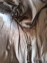 Cargar imagen en el visor de la galería, 1940s - Superb Black Wool Faux Fur Collar Long Coat - W30 (76cm)

